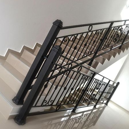 Lux Apartmani Kladovo Luaran gambar