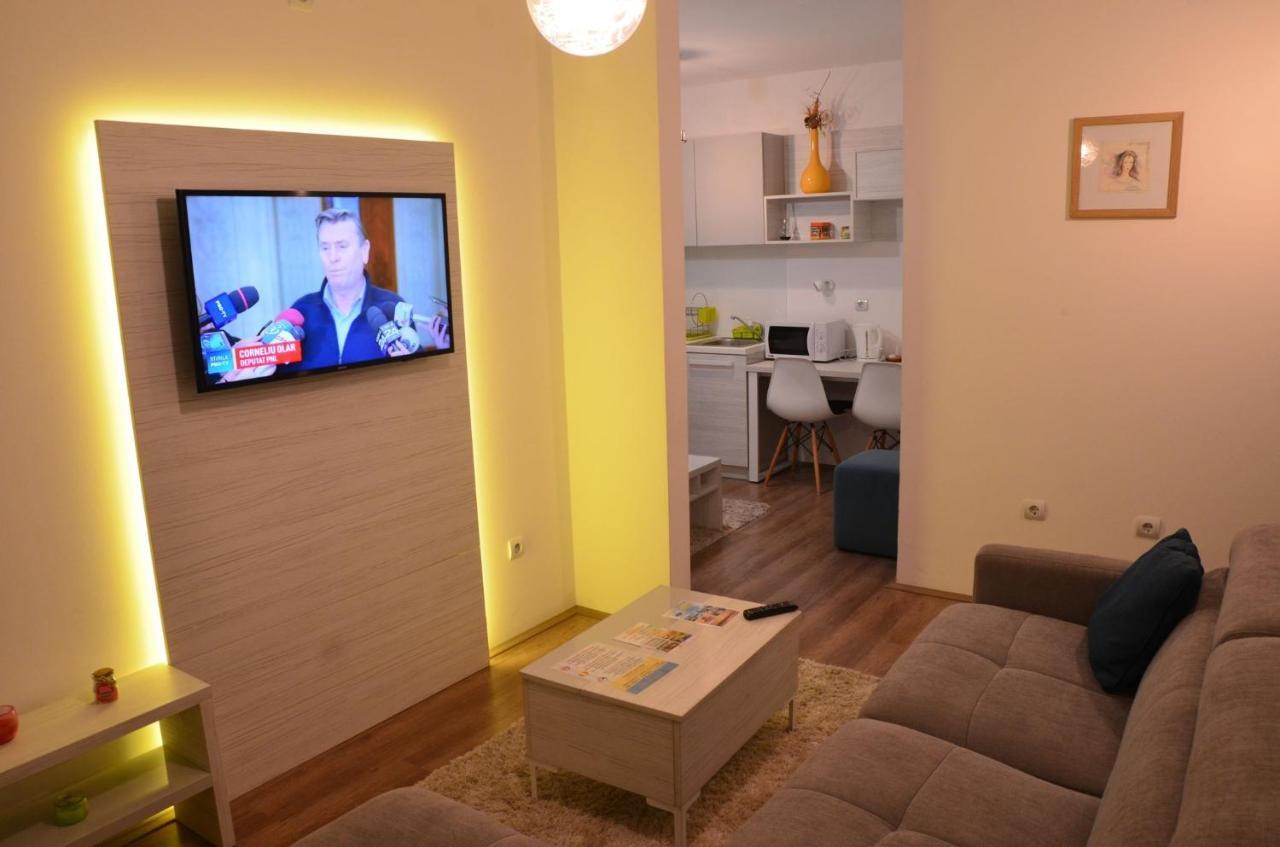 Lux Apartmani Kladovo Luaran gambar