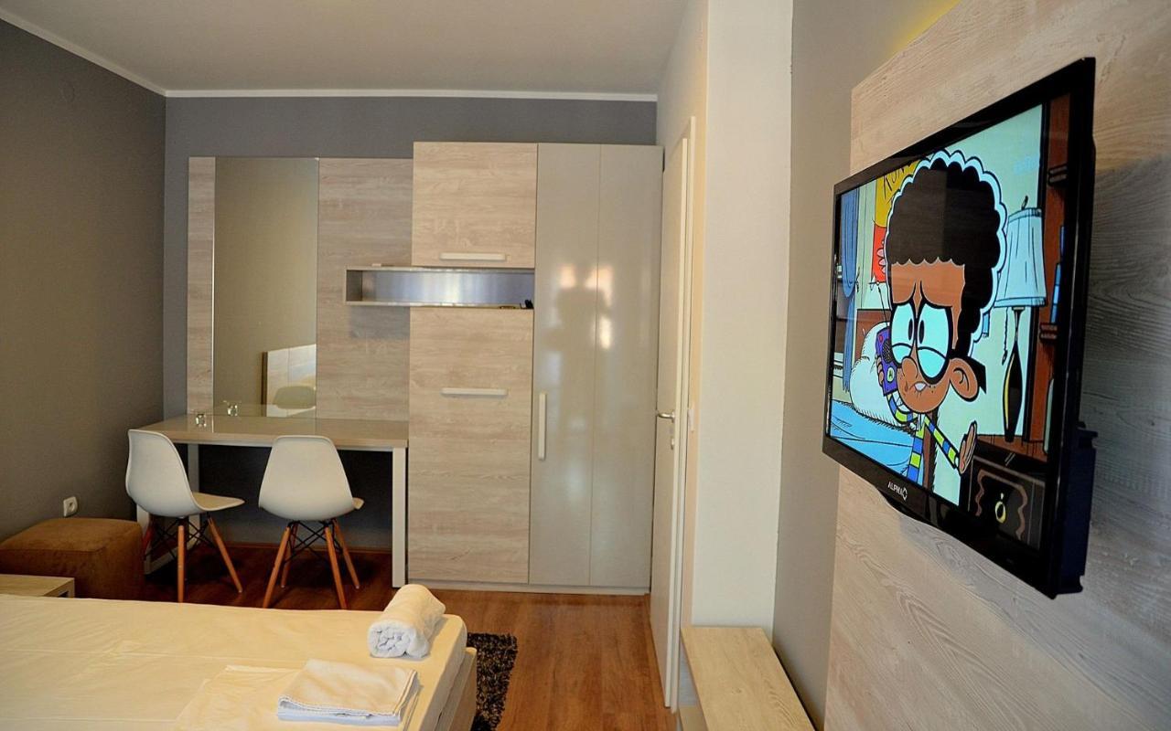 Lux Apartmani Kladovo Luaran gambar