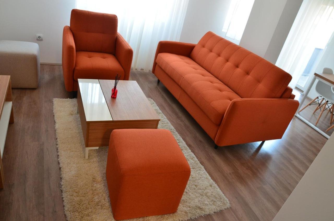 Lux Apartmani Kladovo Luaran gambar