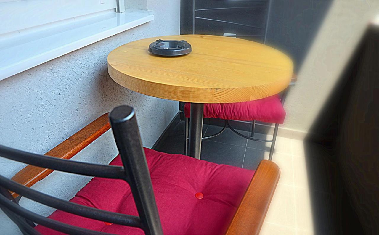 Lux Apartmani Kladovo Luaran gambar