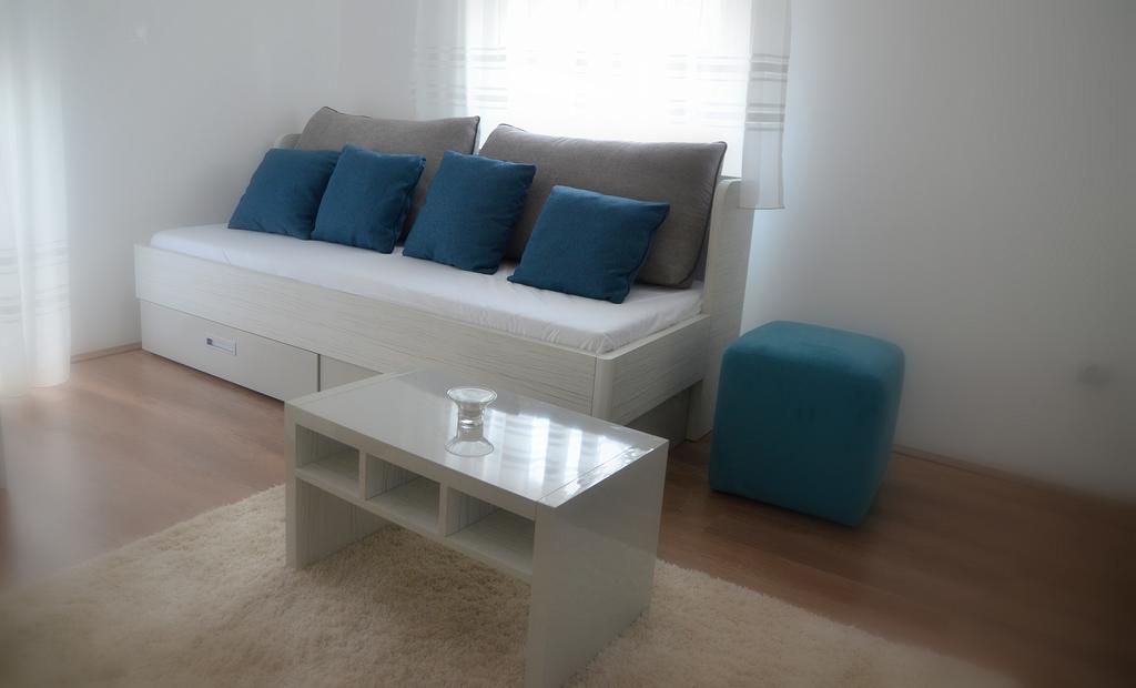 Lux Apartmani Kladovo Luaran gambar