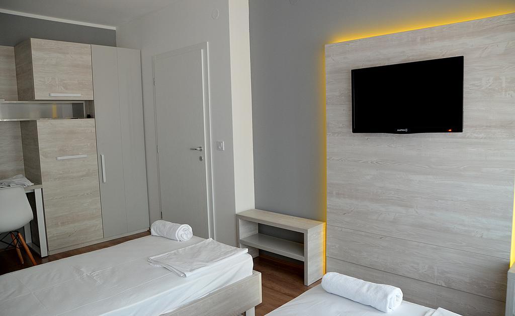 Lux Apartmani Kladovo Luaran gambar